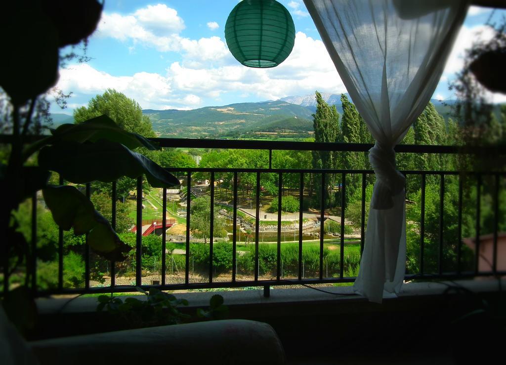Bed and Breakfast Casa Catharina La Seu d'Urgell Habitación foto